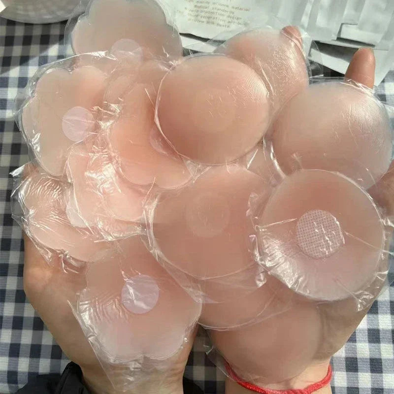 NipLift 2PCS Re-Usable Silicone Nipple Cover